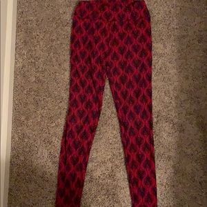 Luluroe leggings, red and black feathers